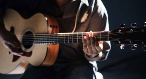 Here is How to Get Good at the Guitar
